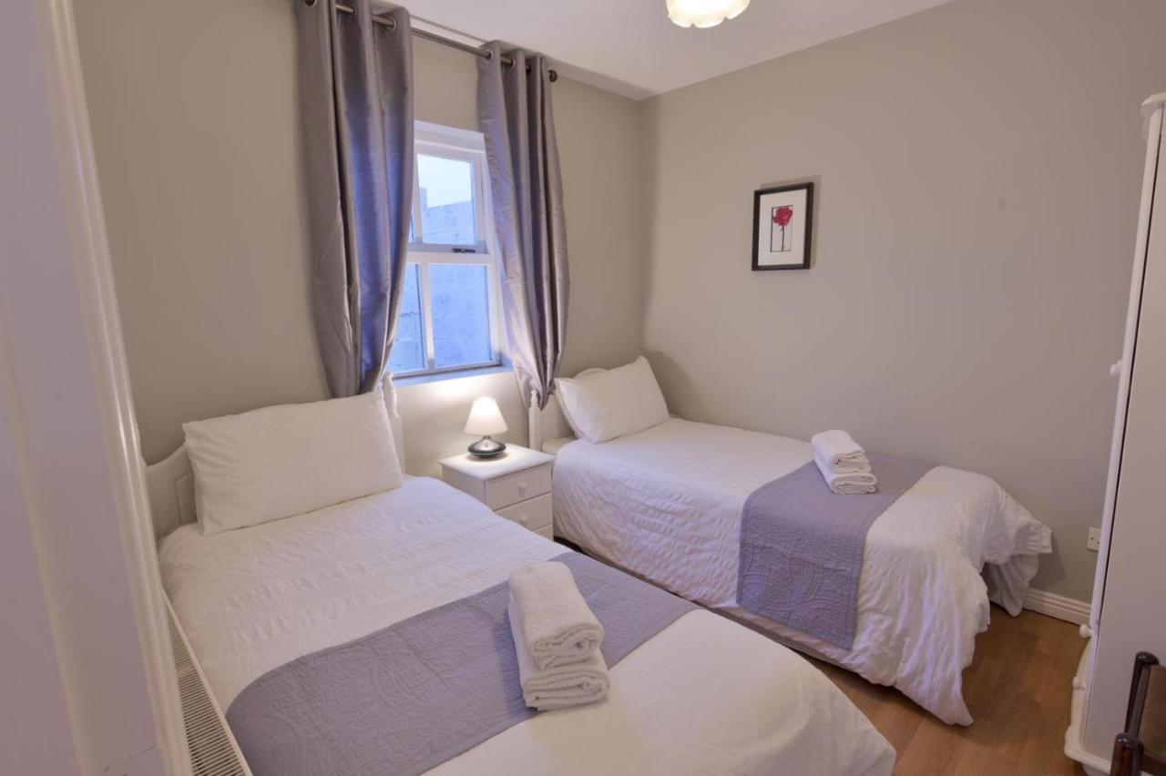 Ocean Breeze Apartment اهينتش المظهر الخارجي الصورة