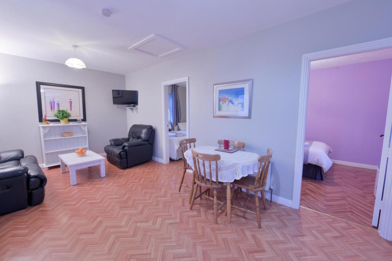 Ocean Breeze Apartment اهينتش المظهر الخارجي الصورة